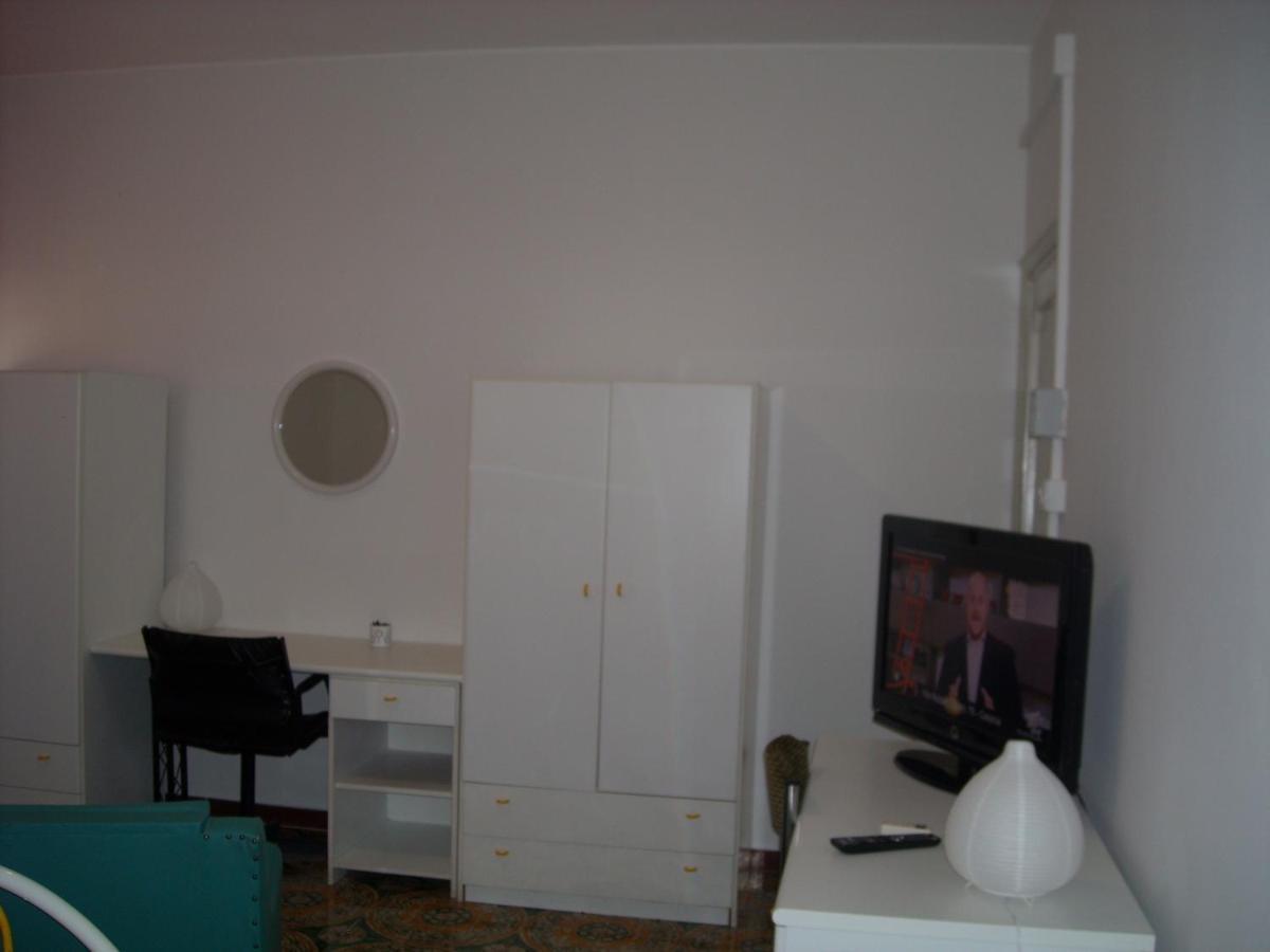 Giovannixxlll B&B Catánia Buitenkant foto